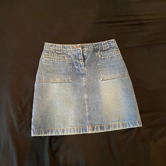 G.H. Bass & Co denim skirt sz 2 - Picture 1 of 3